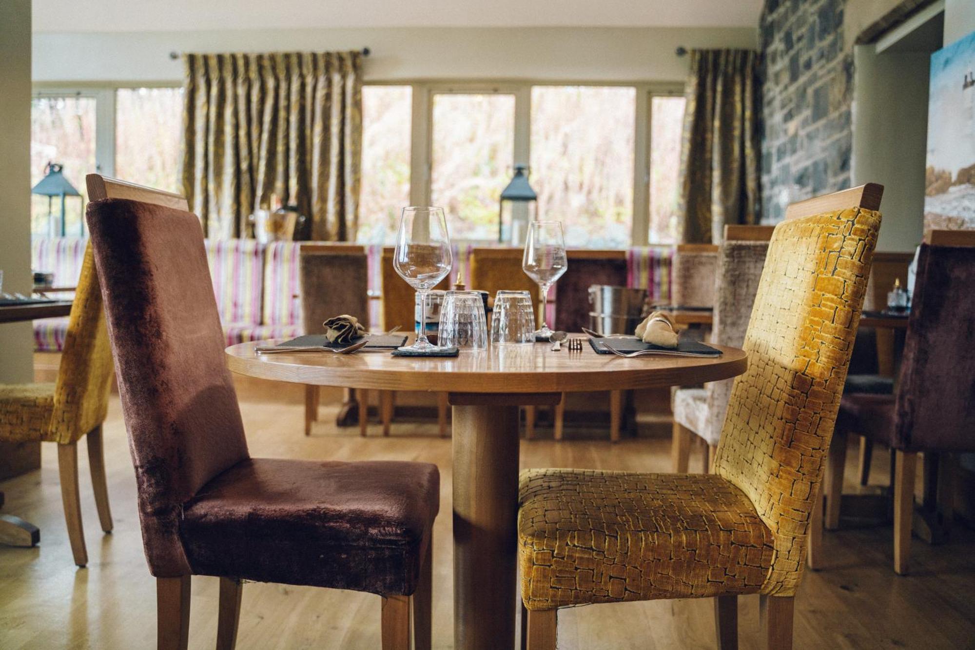 The Manor Boutique Hotel Restaurant And Bar Конви Экстерьер фото